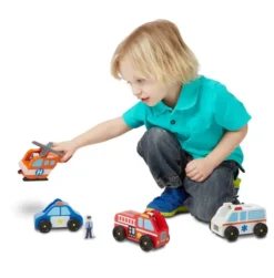 Autos aus Holz - Rettungsfahrzeuge