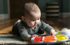 Baby Einstein - Licht & Ton Entdeckerbogen