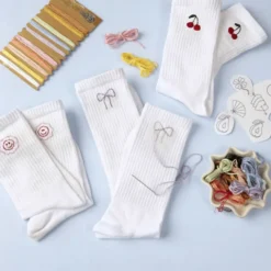 Besticke deine eigenen Socken, 3 Paar
