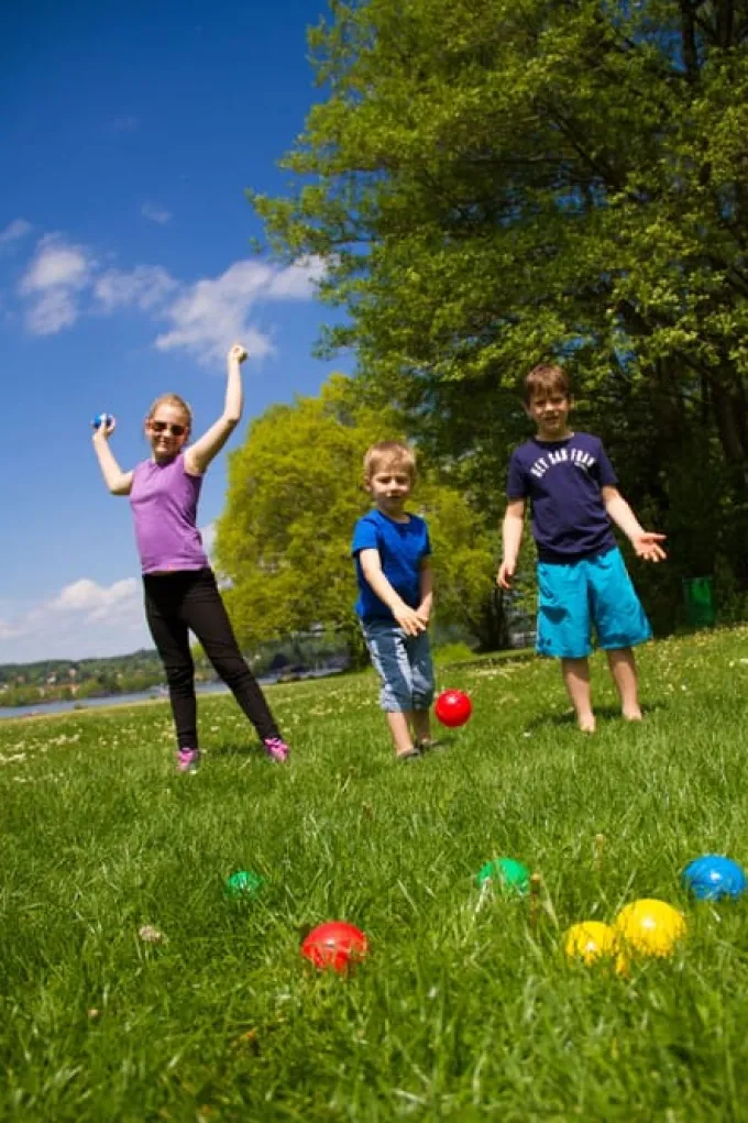 Gartenspiel - Boule aus Kunststoff