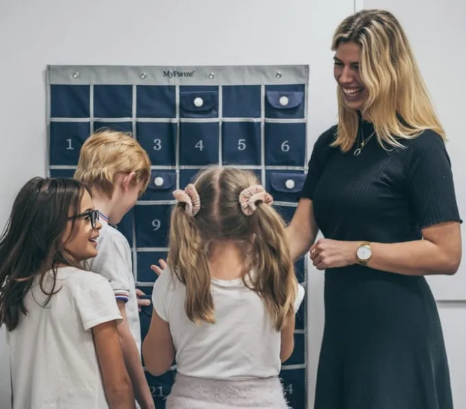 Handyhotel ink. signalblockierendes Etui mit Licht