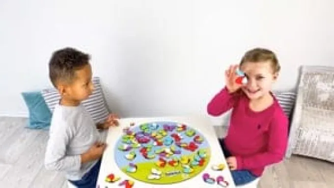 Kinderspiel - Betty Fly