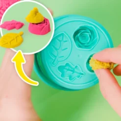 Kinetic Sand® – Squish Blossom