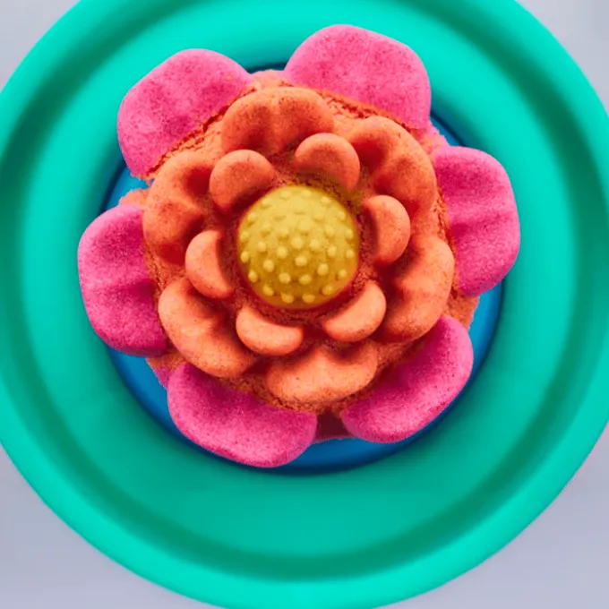 Kinetic Sand® – Squish Blossom
