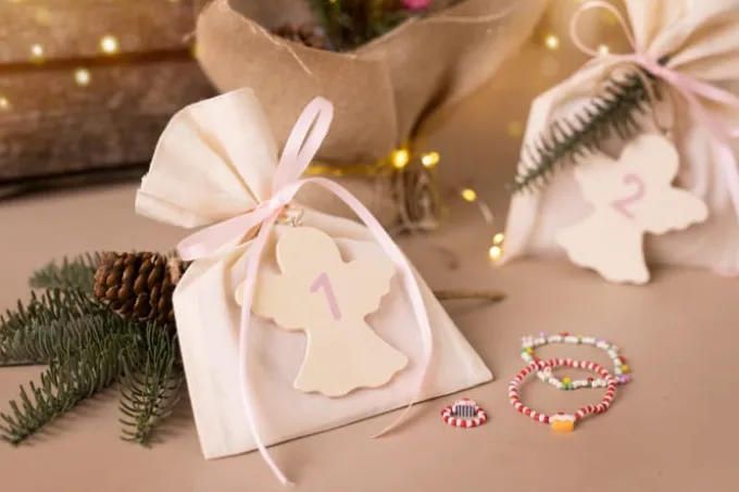 Kreativer Adventskalender - Perlenschmuck - 4 Stk.