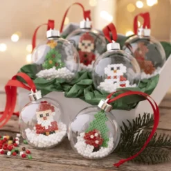 Kreativset - Bügelperlen in Weihnachtskugeln
