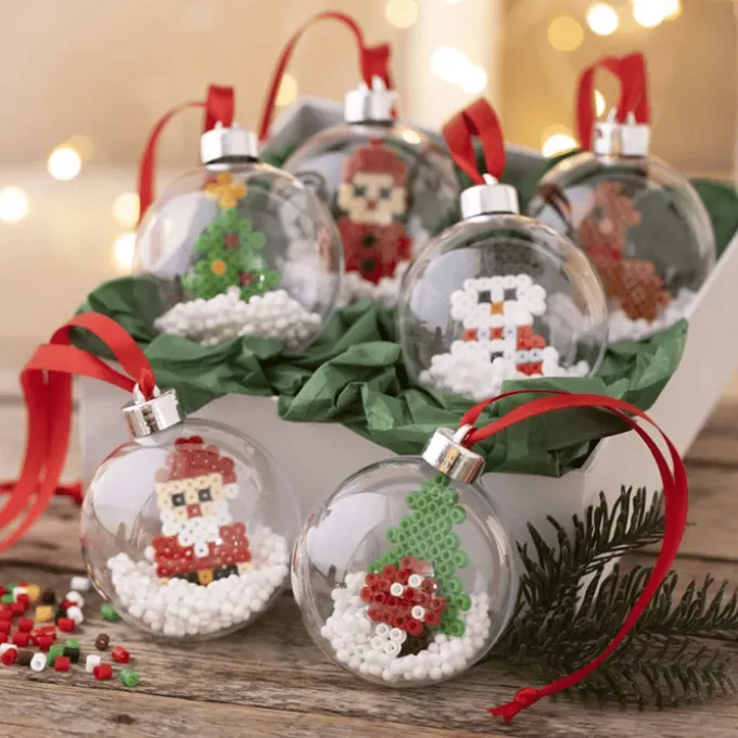 Kreativset - Bügelperlen in Weihnachtskugeln