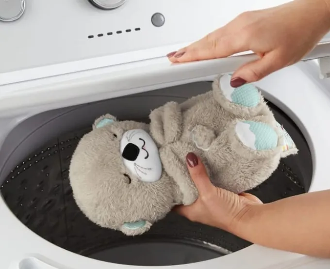 Kuschelotter mit Atemzug, Licht und Musik