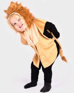 Löwe, 1-4 Jahre