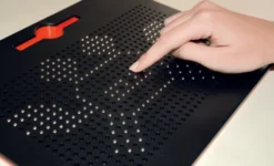 Magnetische Zeichentafel (31 x 25,5 cm)