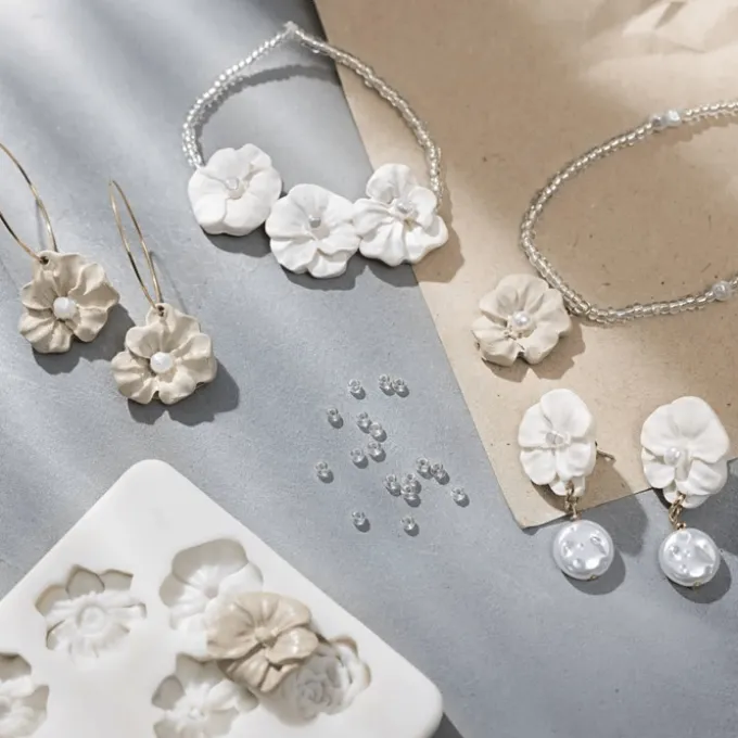 Mini Schmuck-Bastelset - Rosen (weiß/beige)