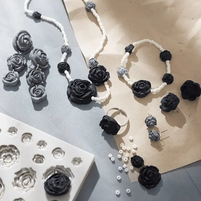 Mini Schmuck-Bastelset - Rosen (schwarz/weiß)