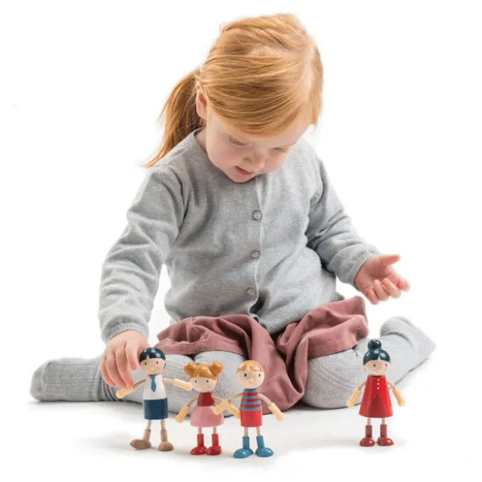 Puppenhaus-Familie mit beweglichen Gliedern