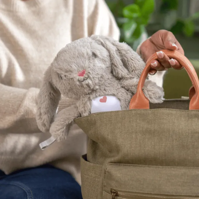 Sinnes-Hase Sylvi™ mit Licht und Musik