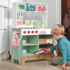 Spielküche aus Holz m. Mikrowelle, inkl. Zubehör