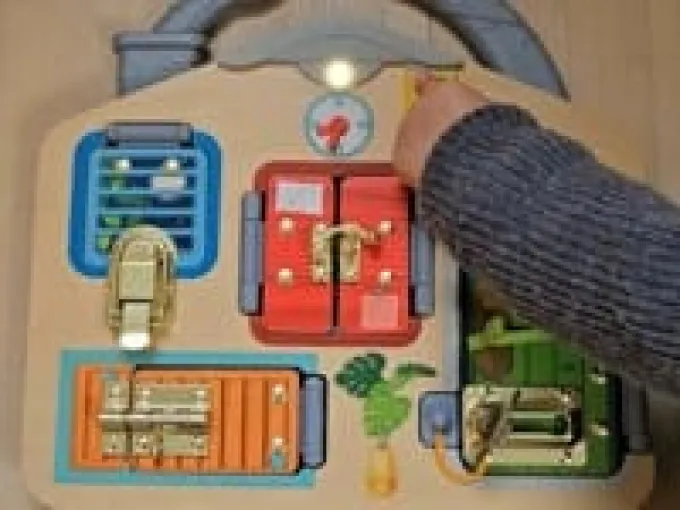Spieltafel - Schloss & Schlüssel