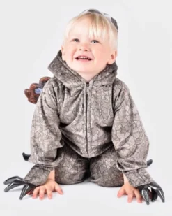 Spinosaurier, 3-4 Jahre