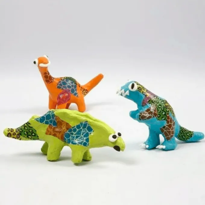 Stegosaurus aus Pappmaché - L: 21,9 cm