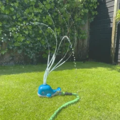 Wassersprinkler - Wal