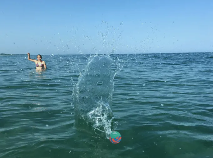 Wave Jumper - Wellenhüpferball